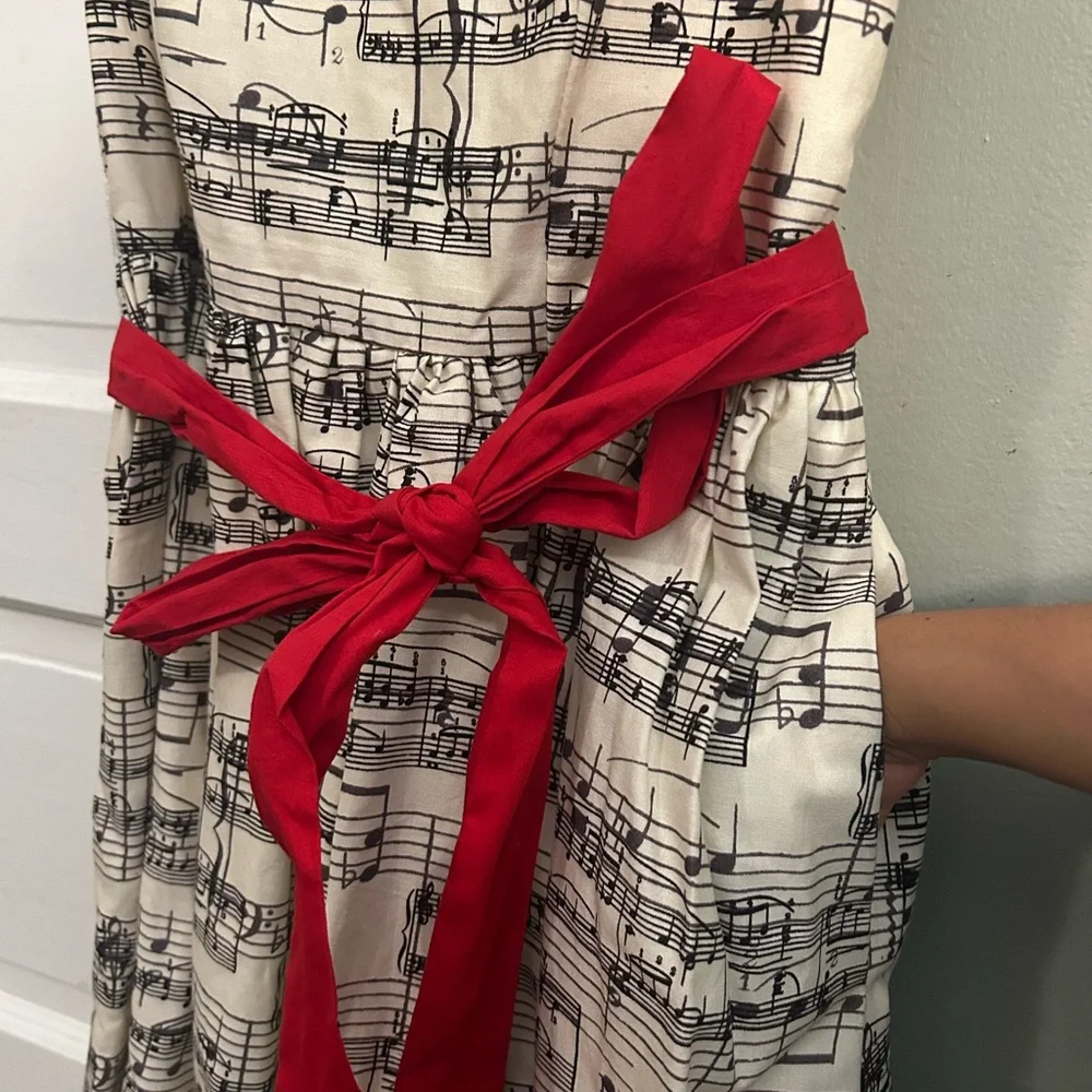 ModCloth Music Notes Dress Size 8 - Picture 5 of 5